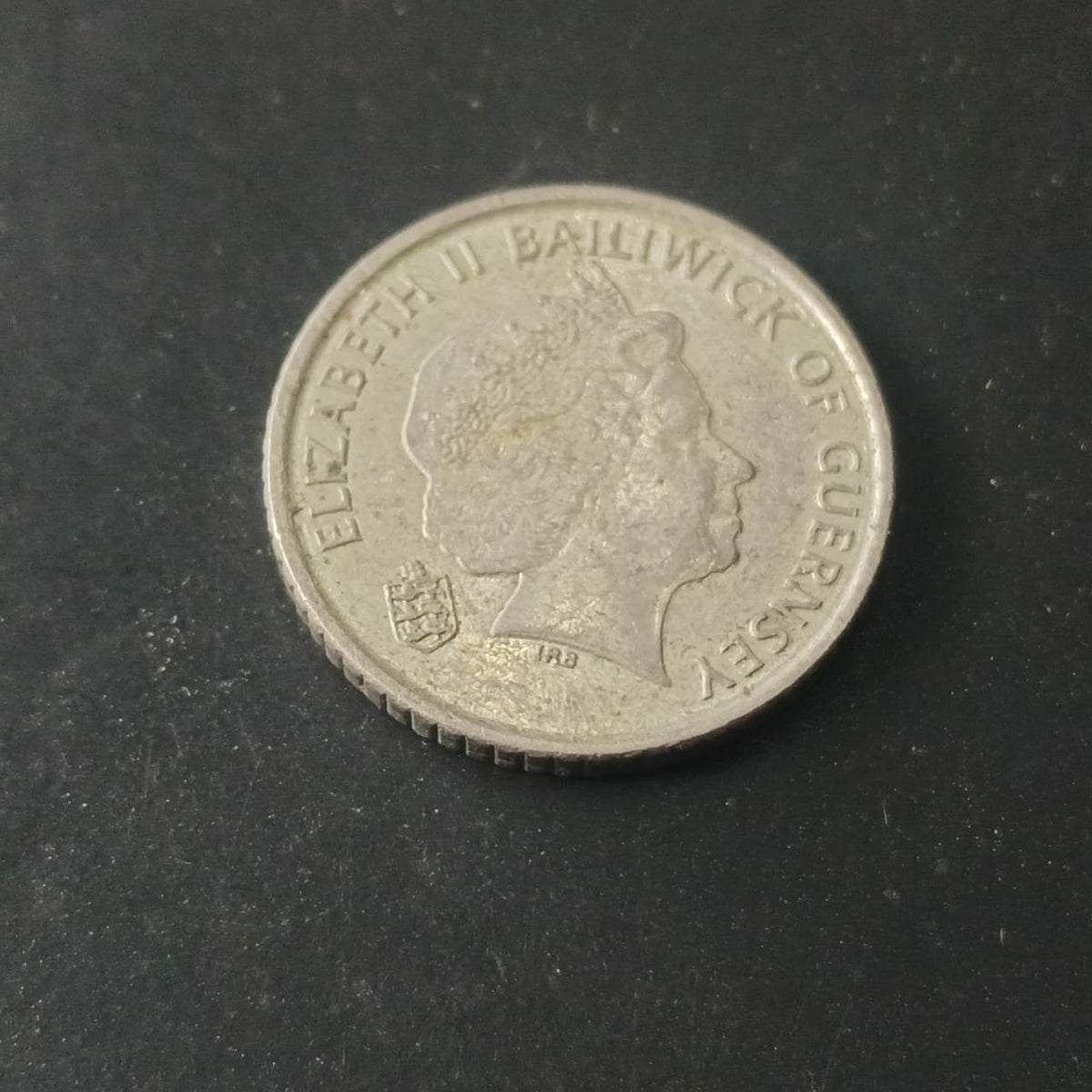 5 Pence - Elizabeth II 4th portrait; non-magnetic - Bailiwick of Guernsey