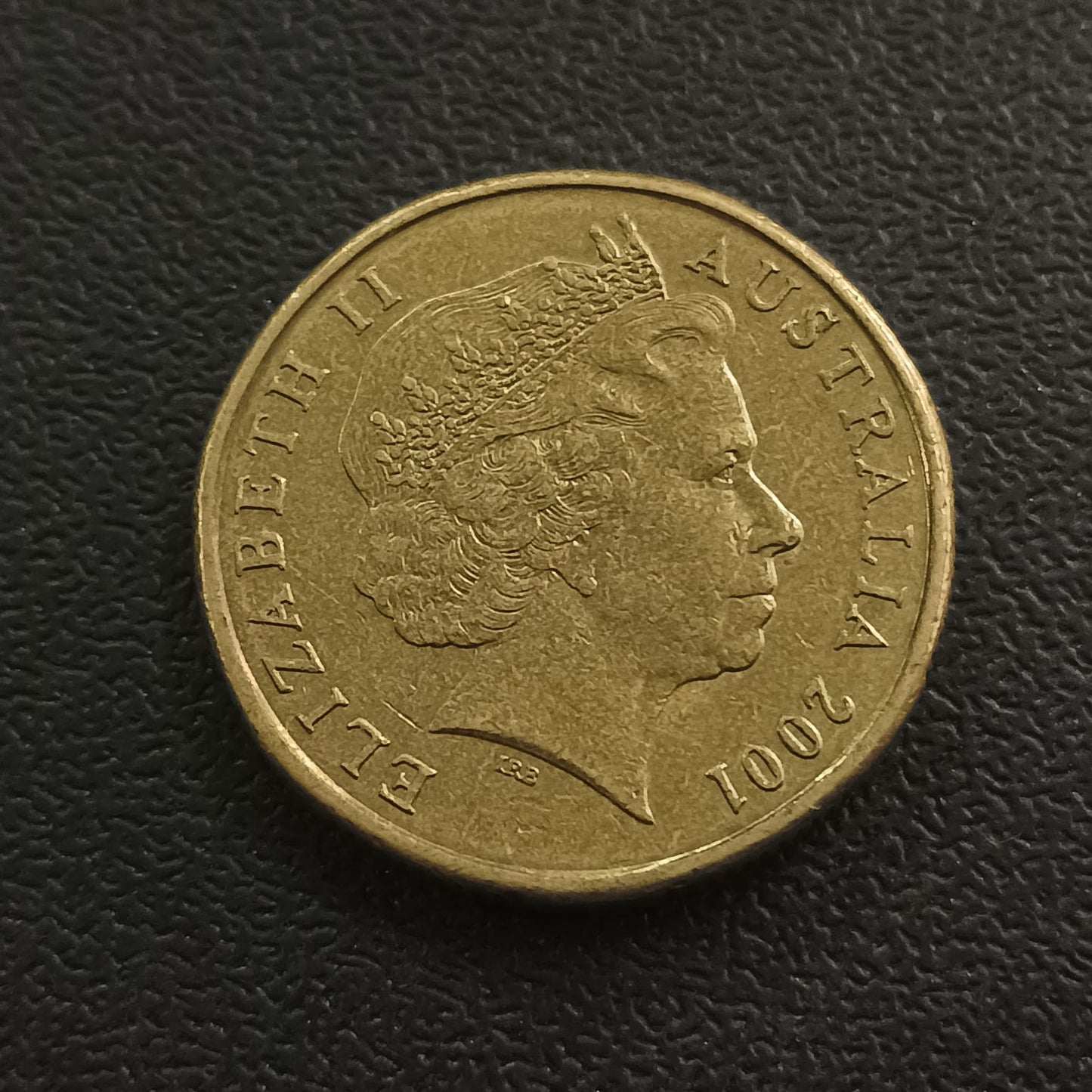 1 Dollar 2001 (International Year of Volunteers) - Australia