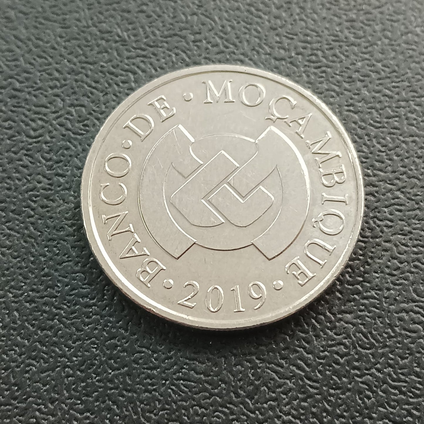 2 Meticais 2019 AUNC - Mozambique