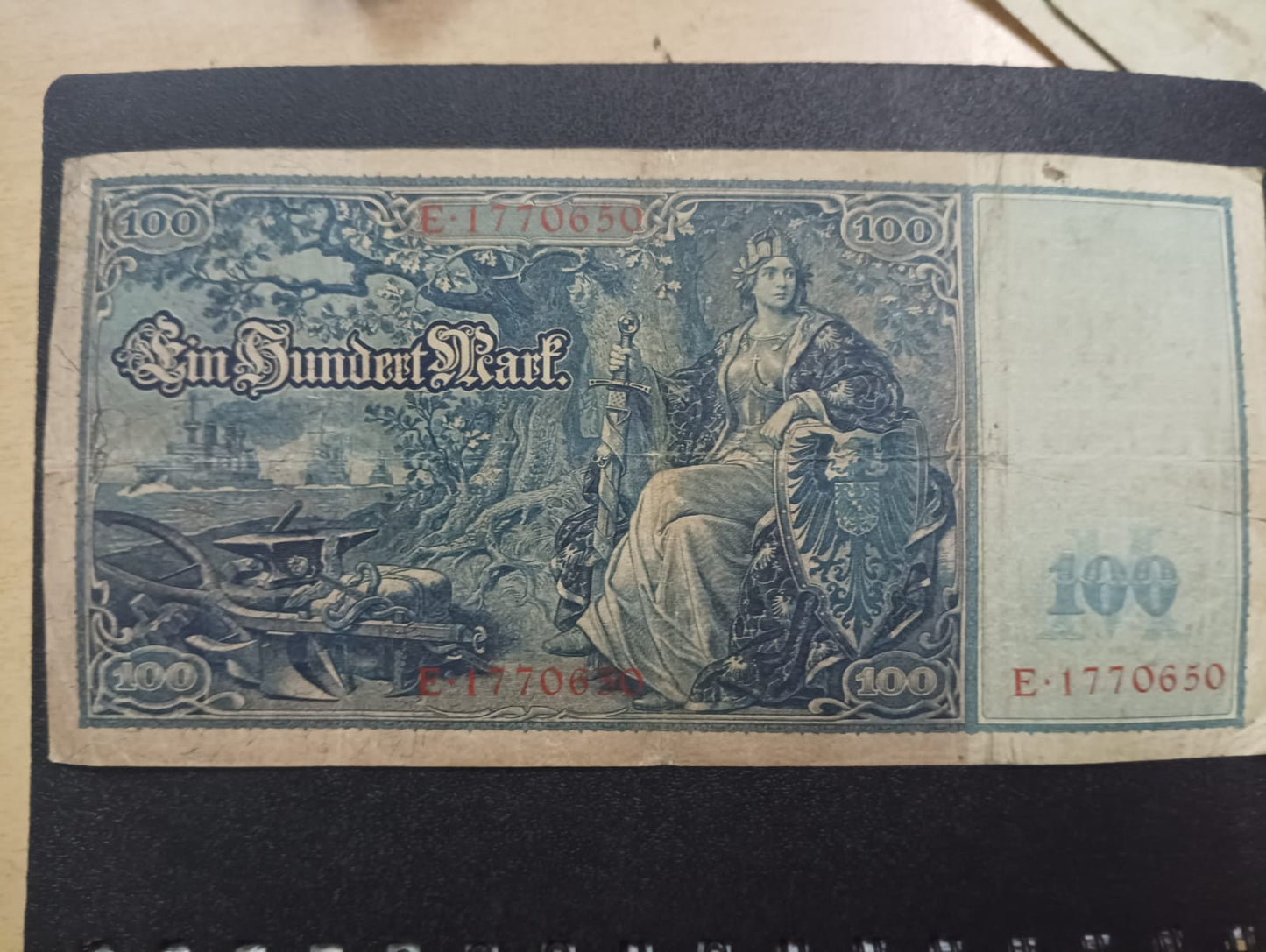 100 Mark 1910 Reichsbanknote; (red seals) - Germany (Ref : AUC0775)