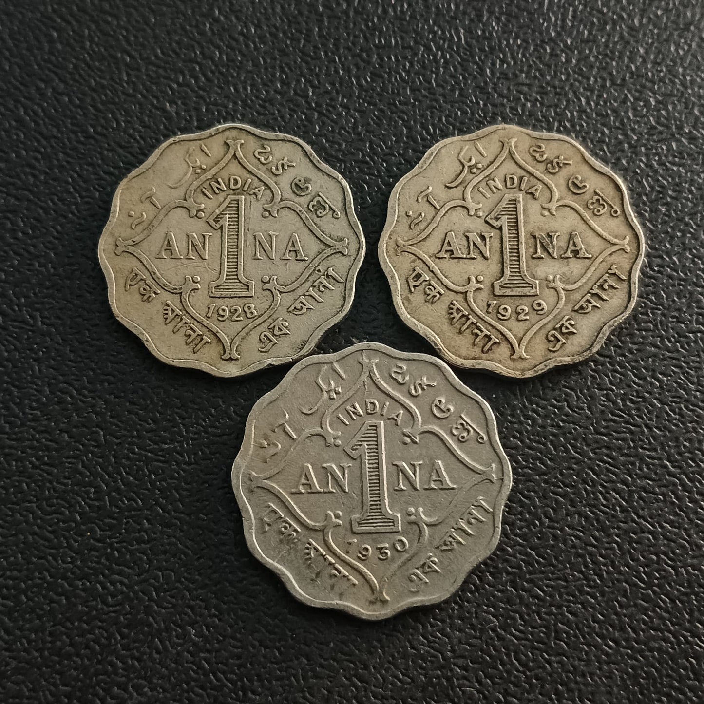 Lot of 3 Coins - 1 Anna George V (scarce ) - (Ref : AUC0797)