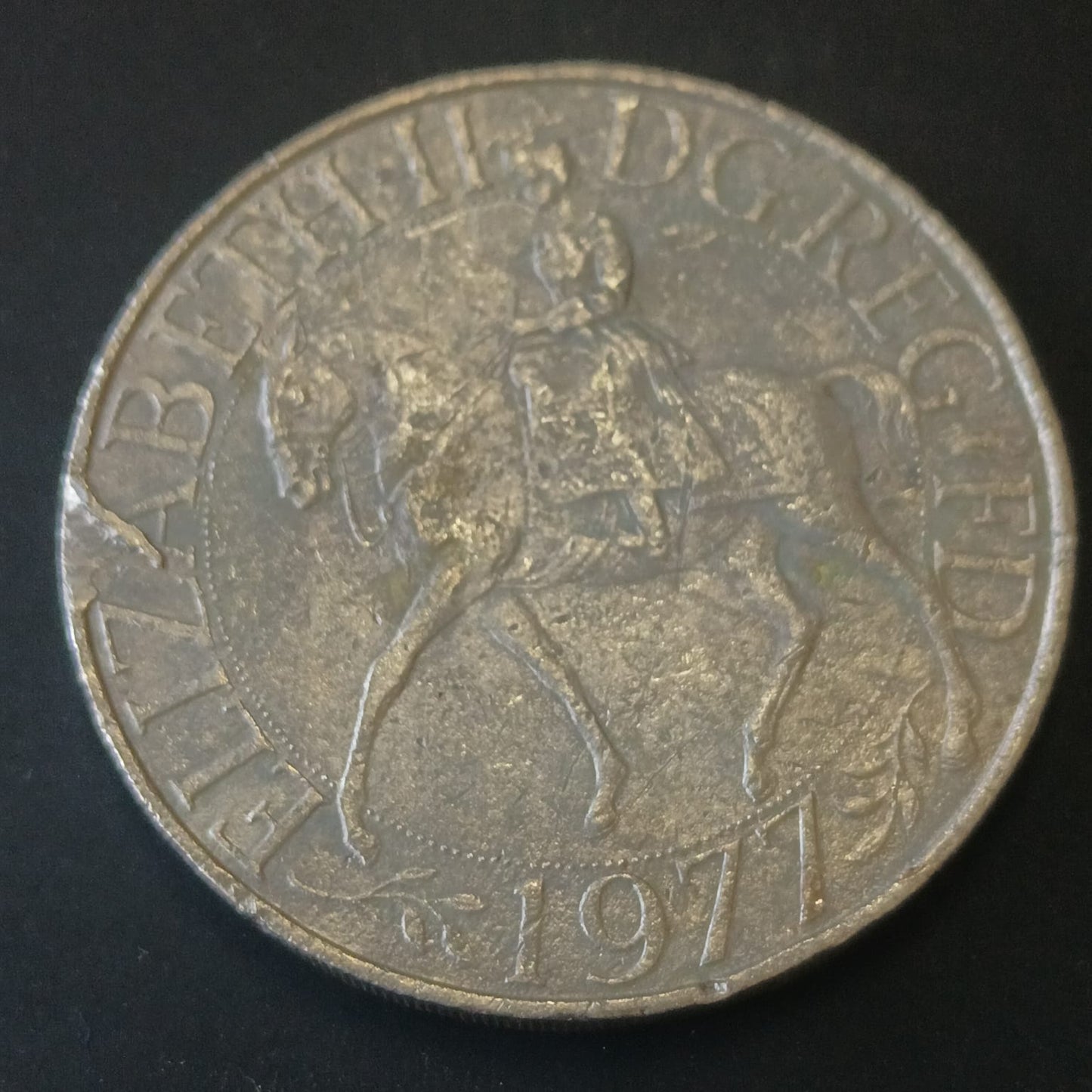 25 New Pence 1977- Elizabeth II Silver Jubilee - United Kingdom (Ref: AUC1870)