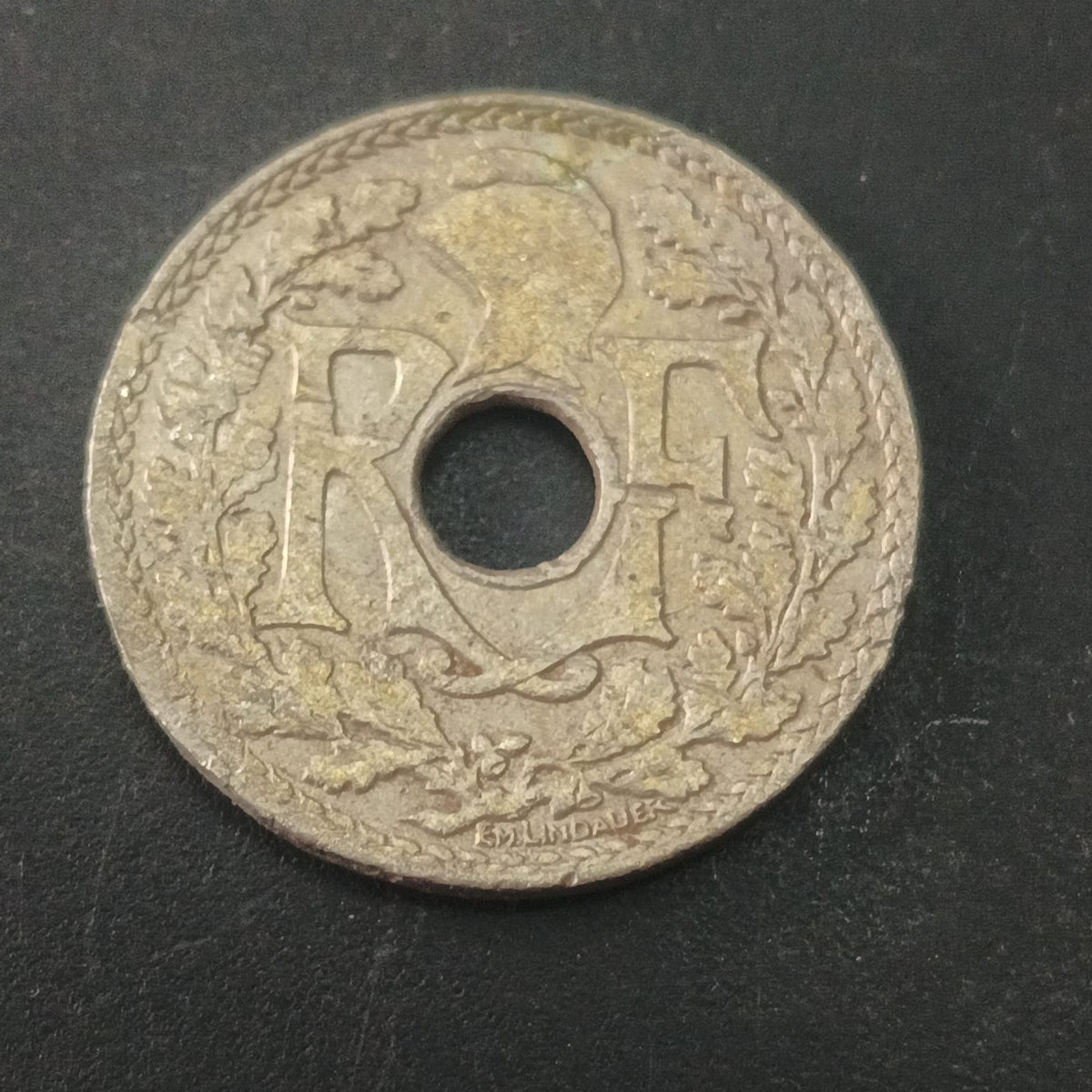 10 Centimes 1925 - France (Ref: AUC1929)