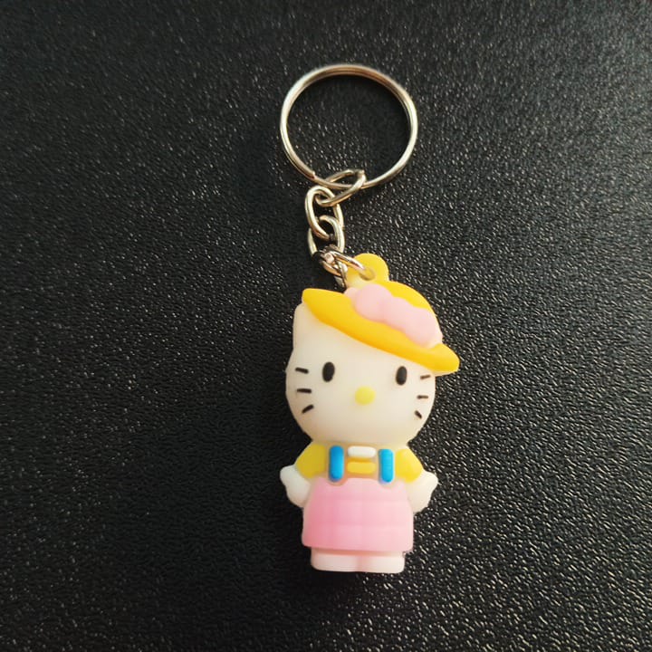 Hello Kitty- Keychain (25mm x 30mm)