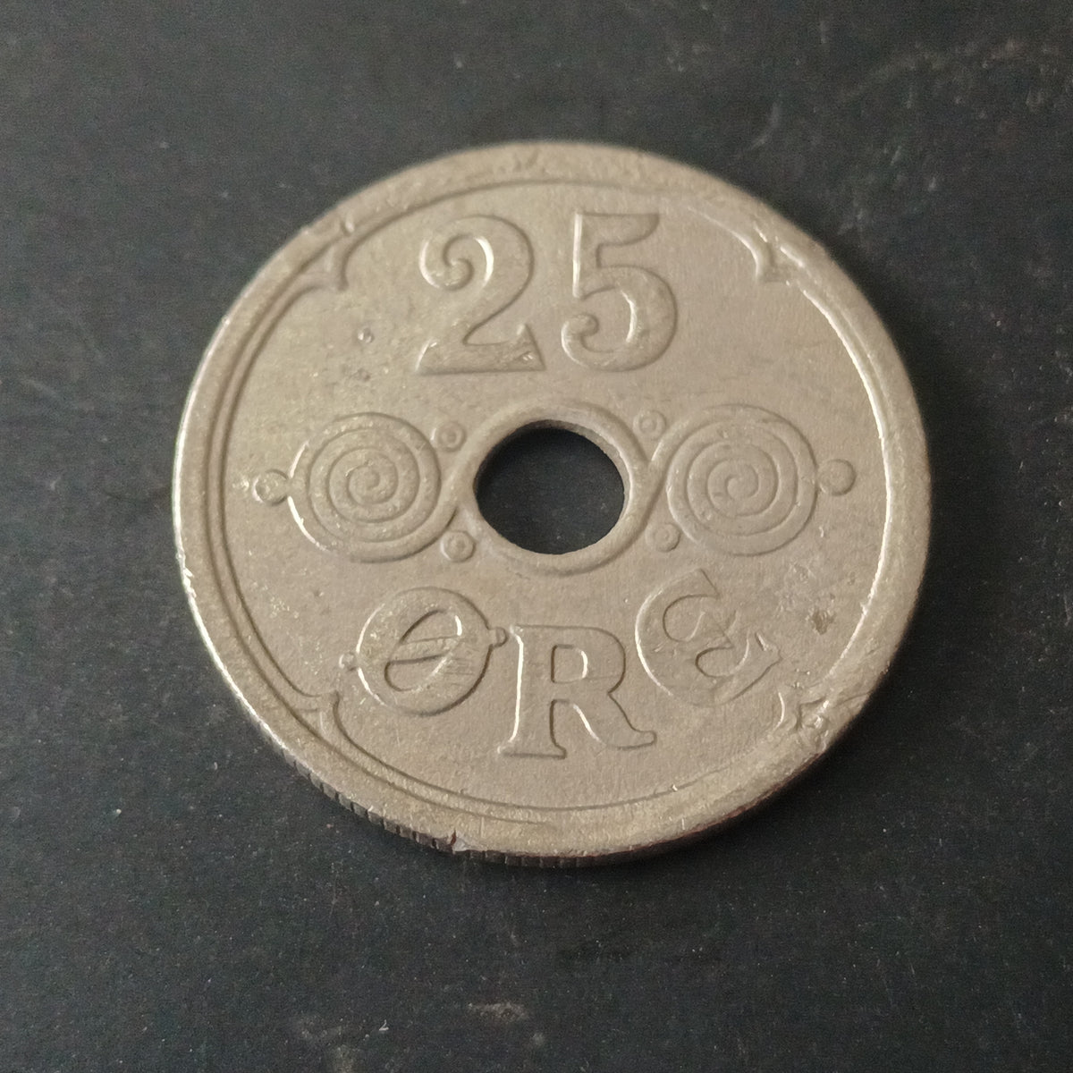 25 Øre 1924- Christian X - Denmark (Ref: AUC1917)