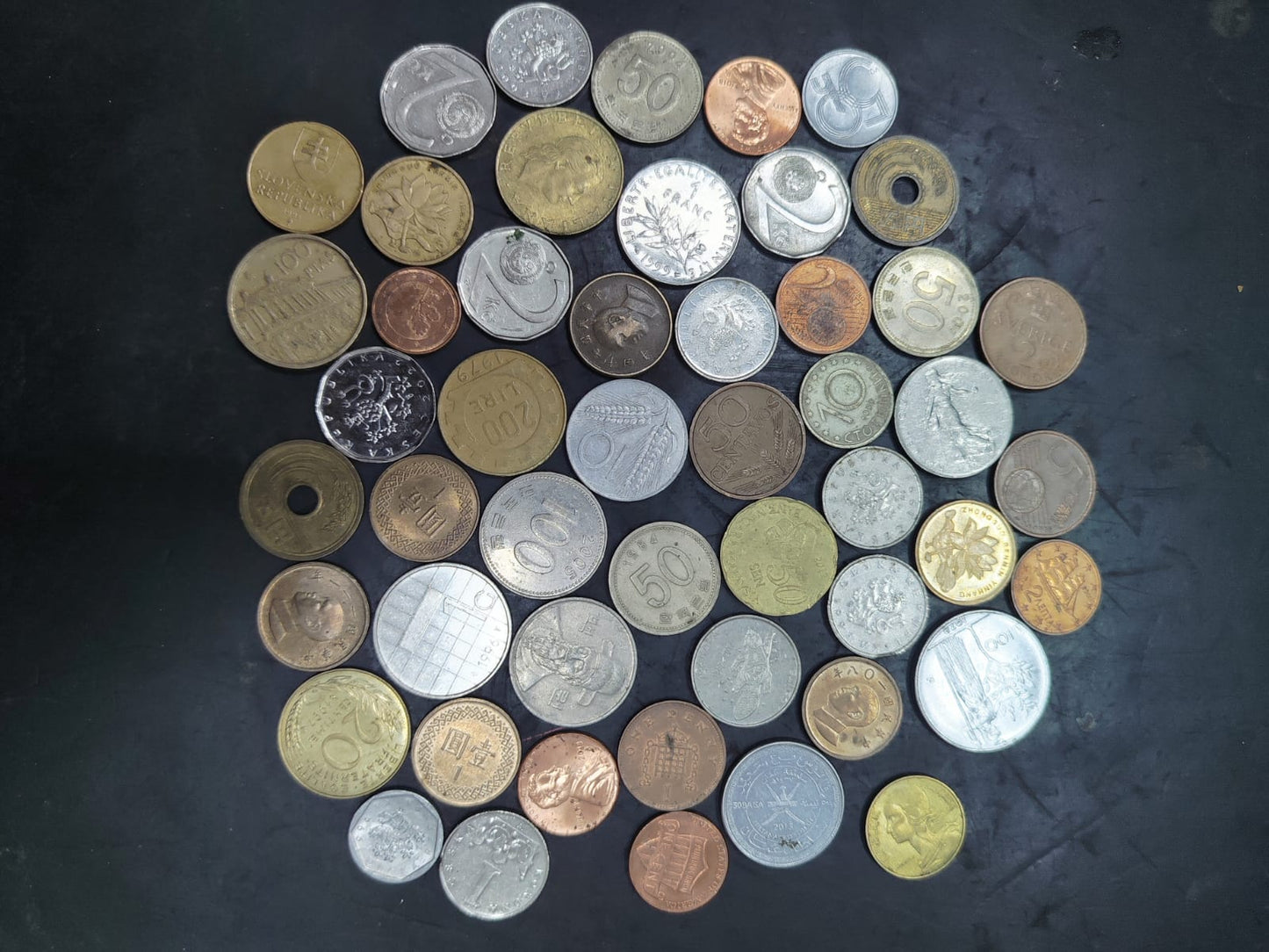 Lot of 50 Coins - Mix Countries (Ref: AUC1584)