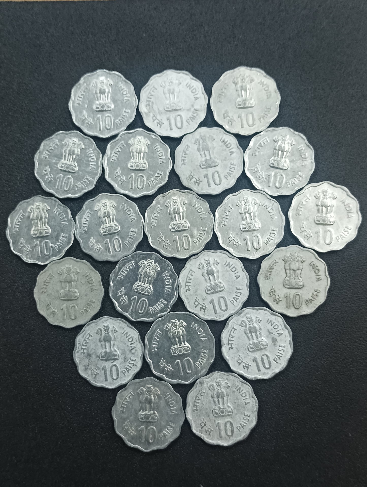 Lot of 21 Coins - 10 Paise Rural Womens Development VF+ Conditions (Ref : AUC1469)