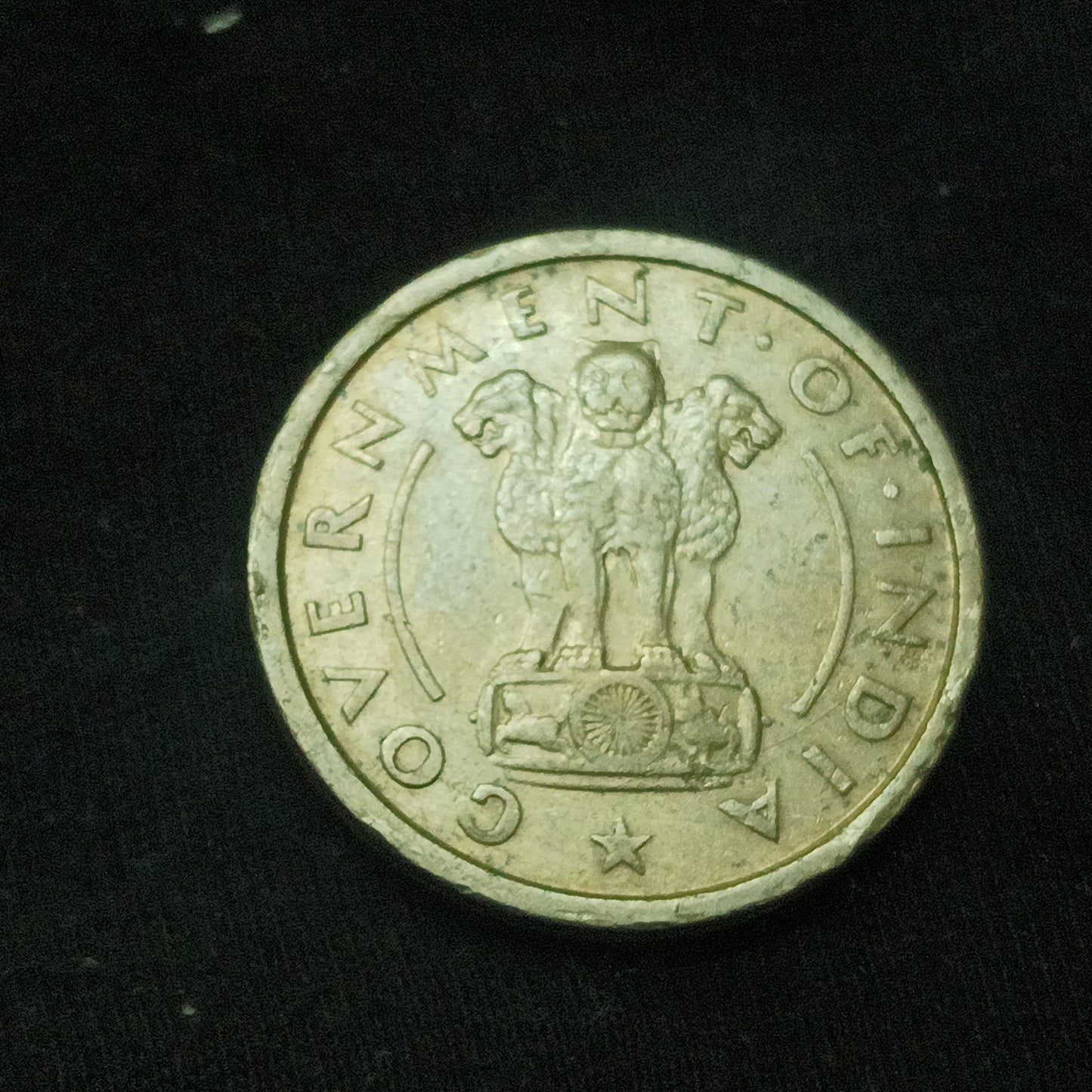 1 Rupee 1950 XF Bombay Scarce - (Ref : 140610)