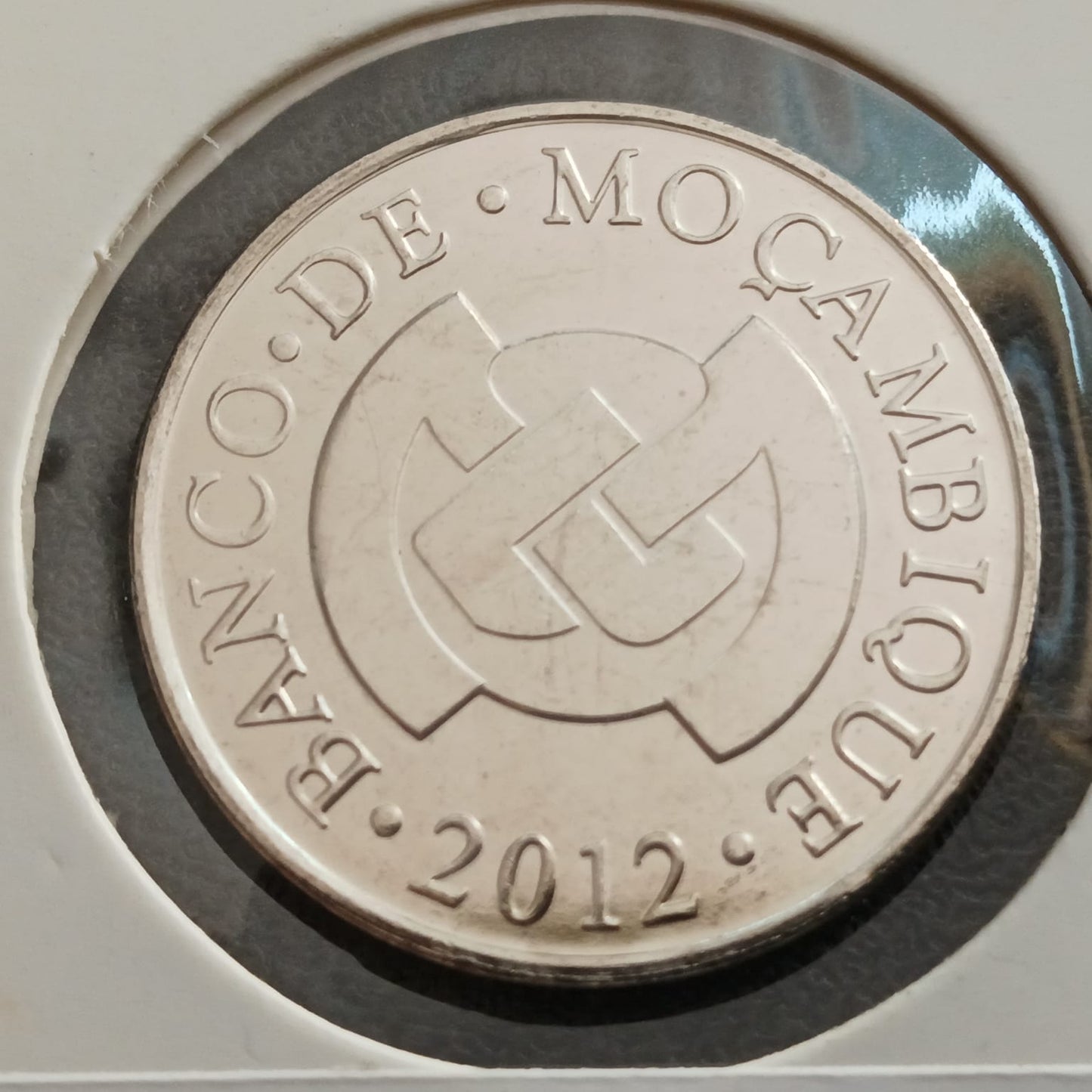 5 Meticais 2012 - Mozambique