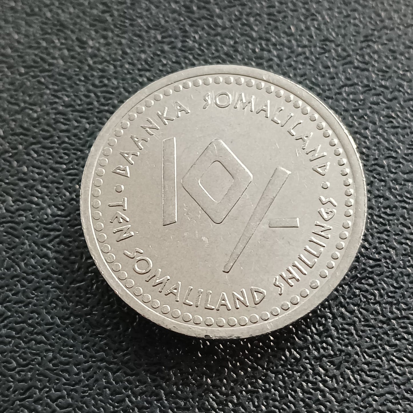 10 Shillings 2006 UNC (Zodiac Series - Scorpio) - Somaliland