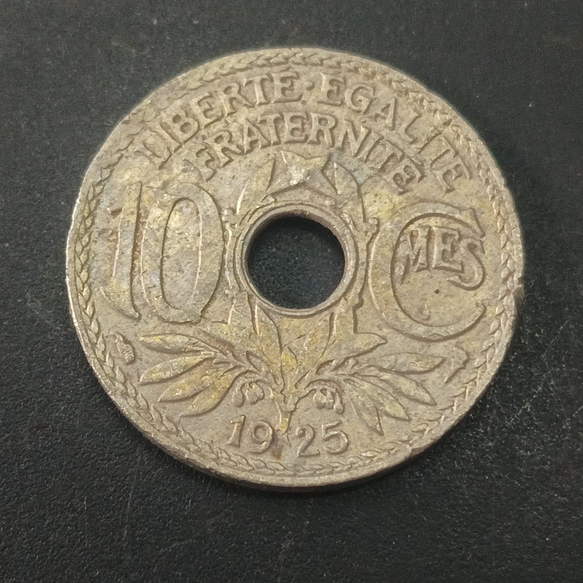 10 Centimes 1925 - France (Ref: AUC1929)