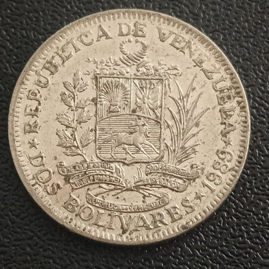 2 Bolivares  - Venezuela