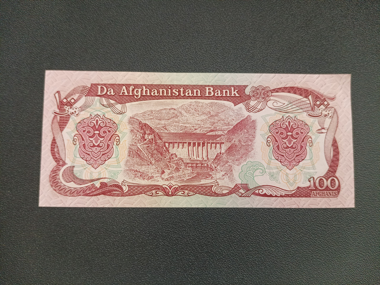 100 Afghanis 1970 UNC - Afghanistan