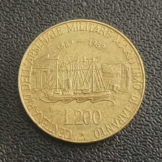 200 Lire 1989 (Taranto Naval Arsenal) - Italy