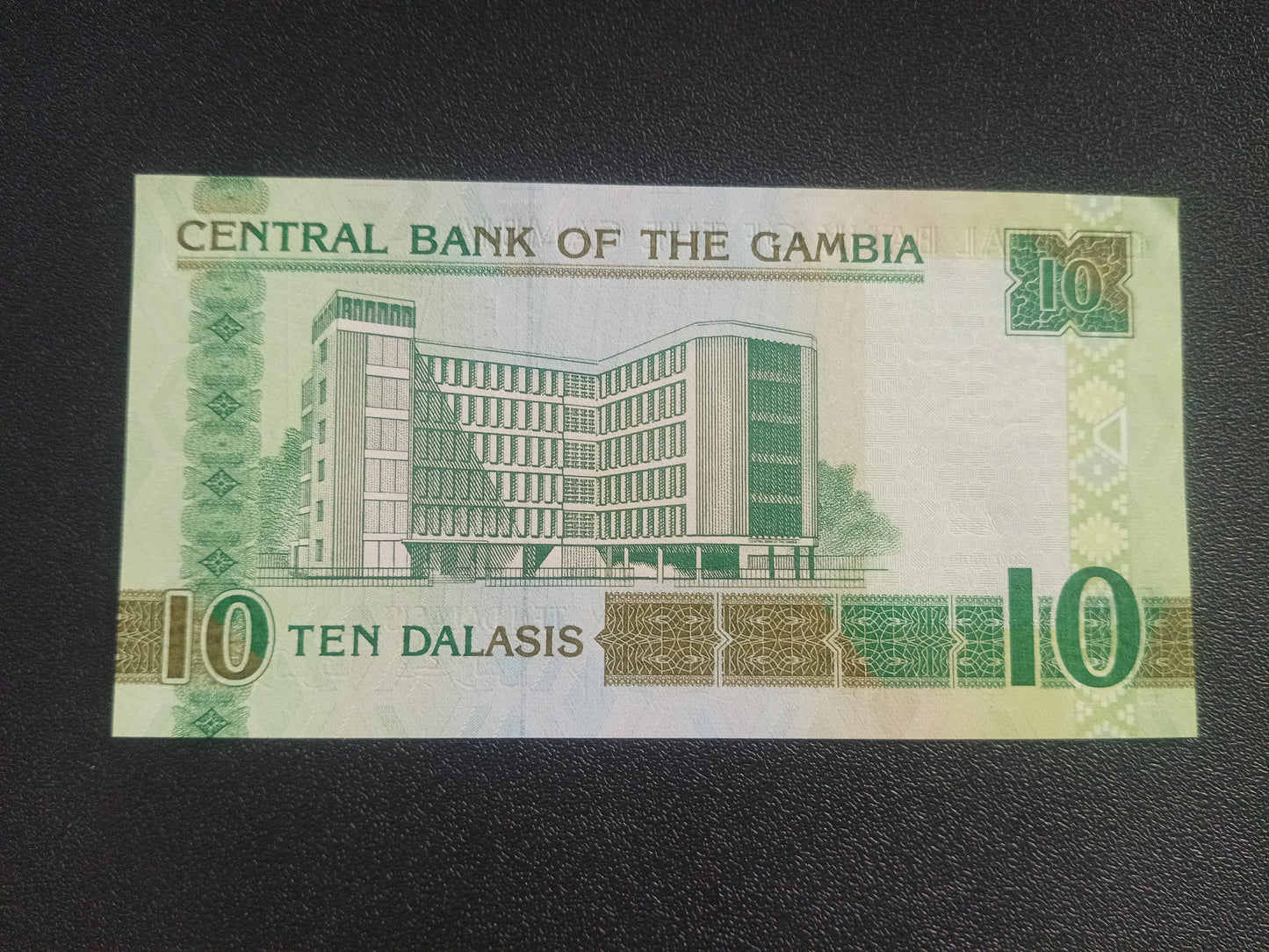 10 Dalasis 2009 UNC - Gambia