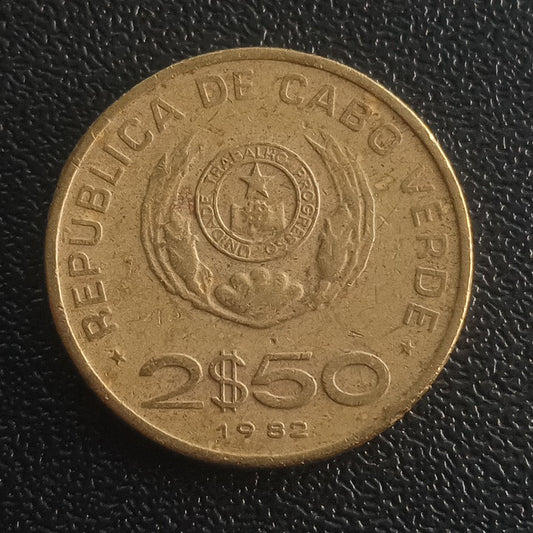 2 1/2 Escuso 1982 - Cape Verde