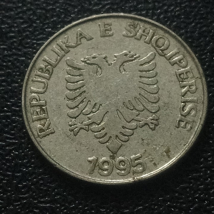 5 Leke 1995 - Albania