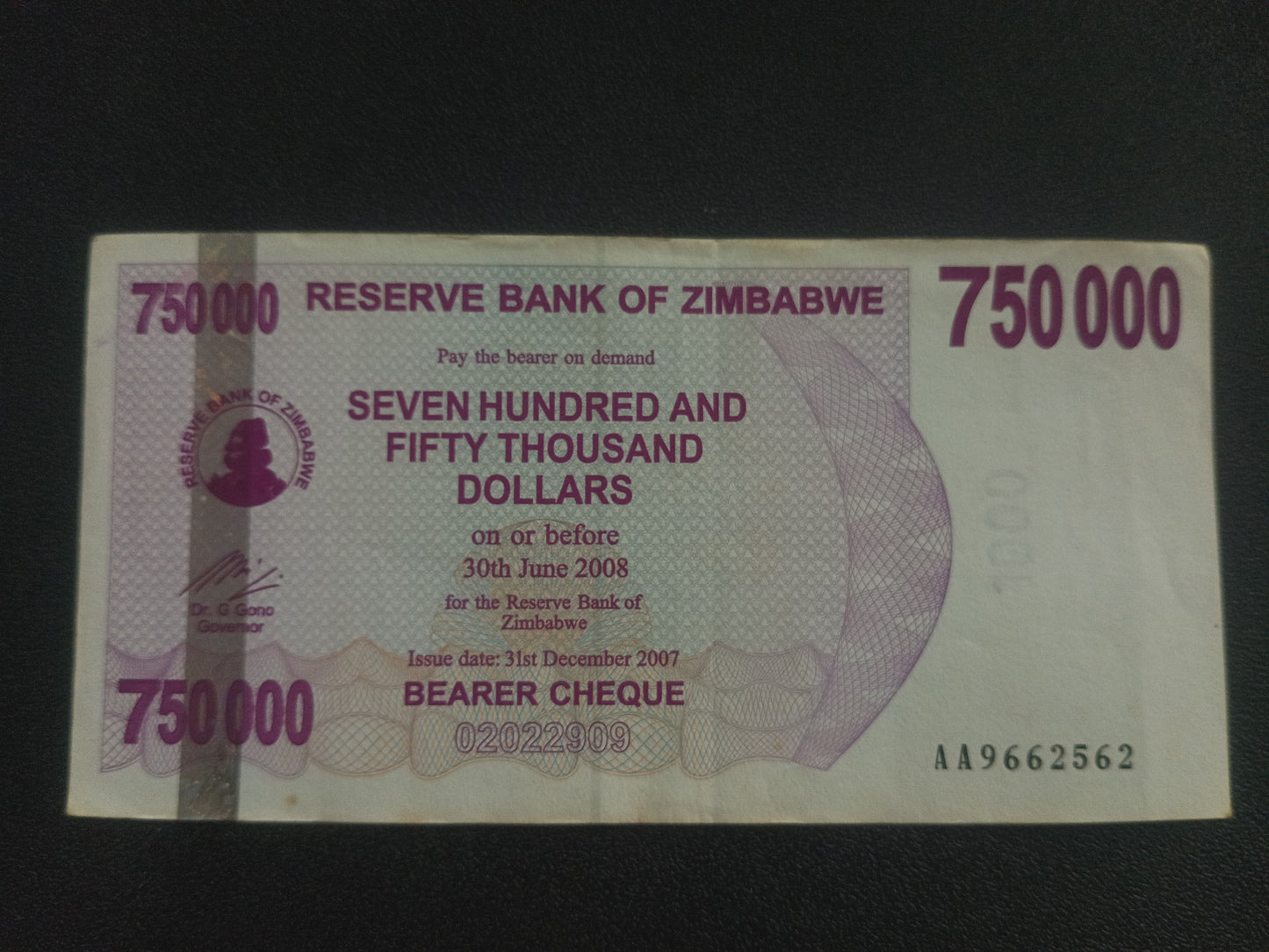 750 000 Dollars (Bearer Cheque) 2007 - Zimbabwe (Ref : 231102N)