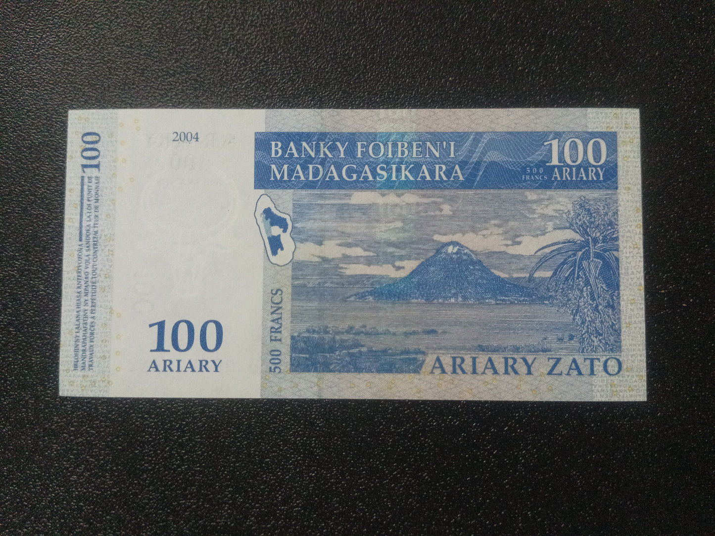 100 Arirary 2004 UNC - Madagascar