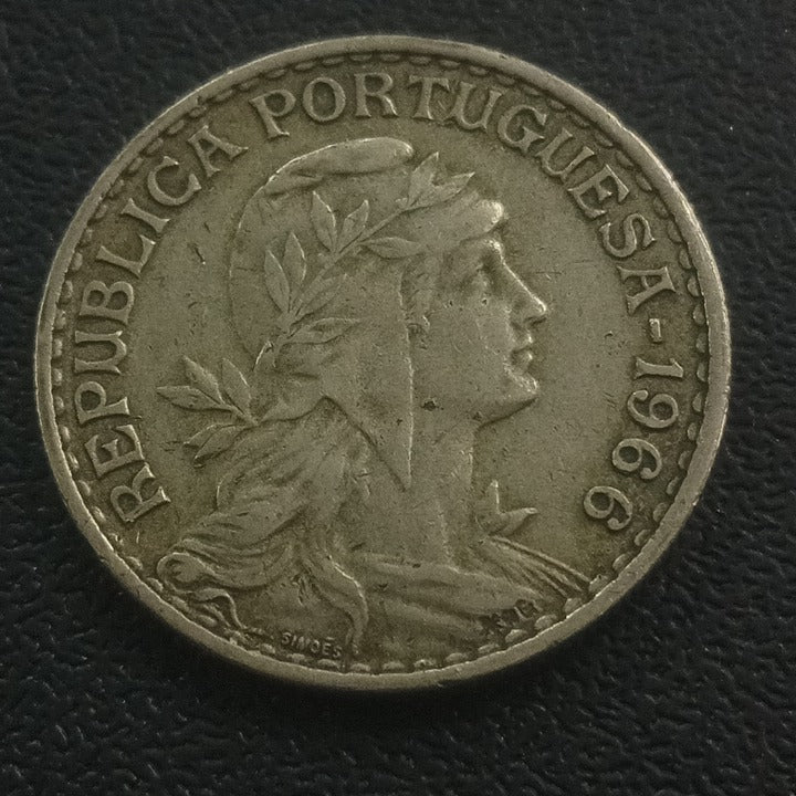 1 Escudo 1966 - Portugal