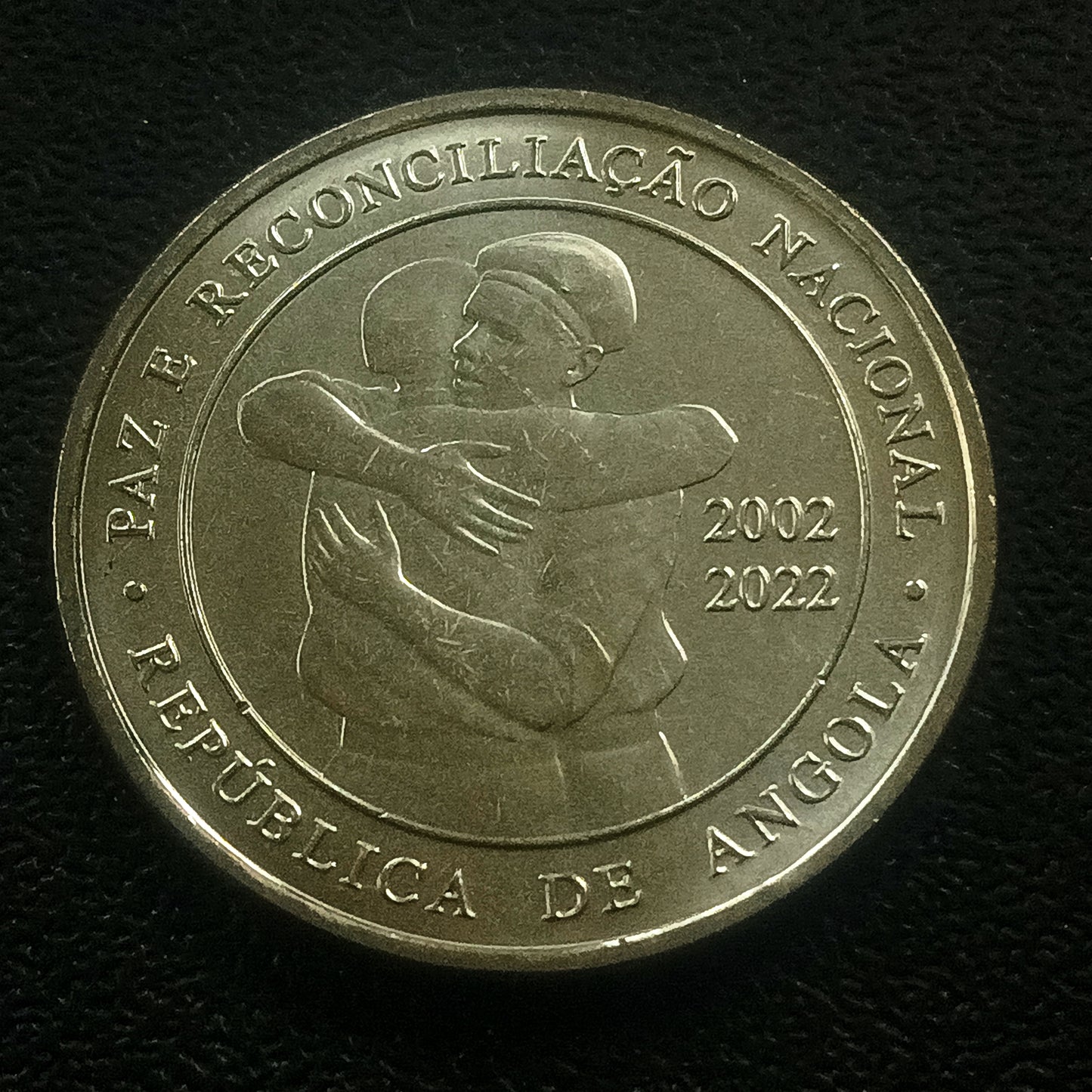 200 Kwanza 2022 AUNC (Peace and National Reconciliation ) - Angola Circulating Commemorative Coin