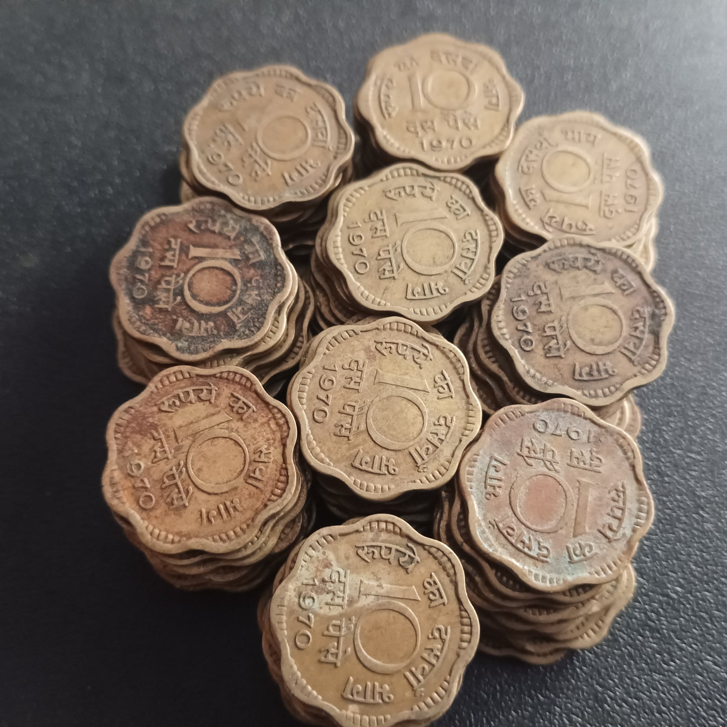 Lot of 100 Coins - 10 paise 1970 Calcutta Scarce-(Ref : AUC0704)