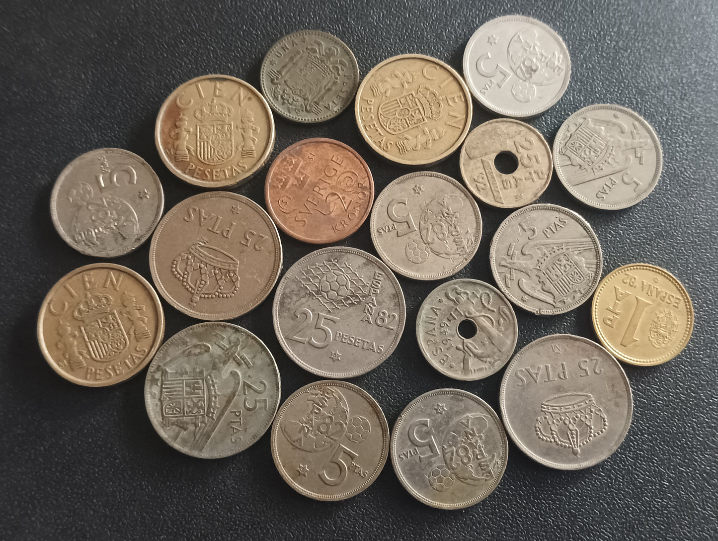 Lot of 19 Coins - Spain (Ref : AUC0948)