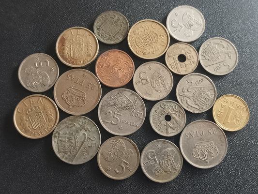 Lot of 19 Coins - Spain (Ref : AUC0948)