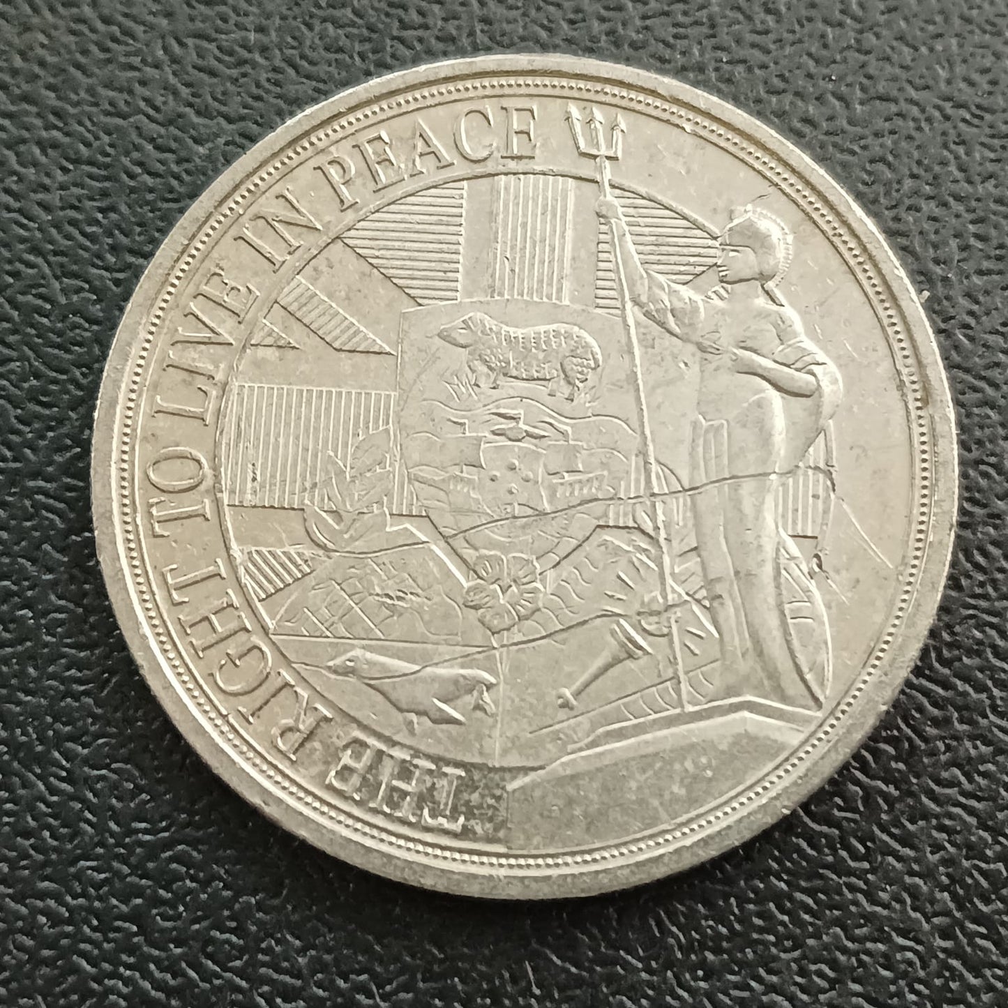 ½ Crown 2022 - (The Right to Live in Peace) - Gibraltar