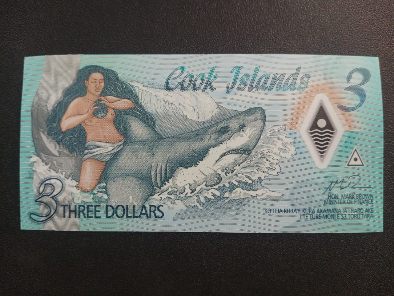 3 Dollars 2021 UNC Polymer Note - Cook Islands