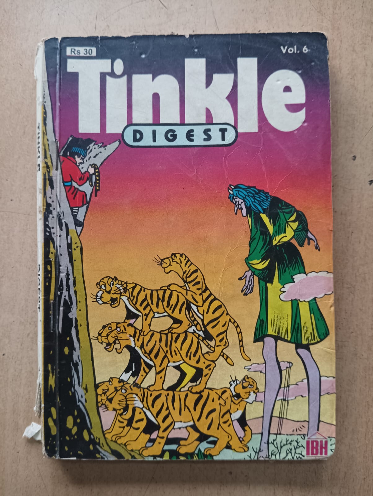Tinkle Digest Vol  6 - (Preowned Conditon)