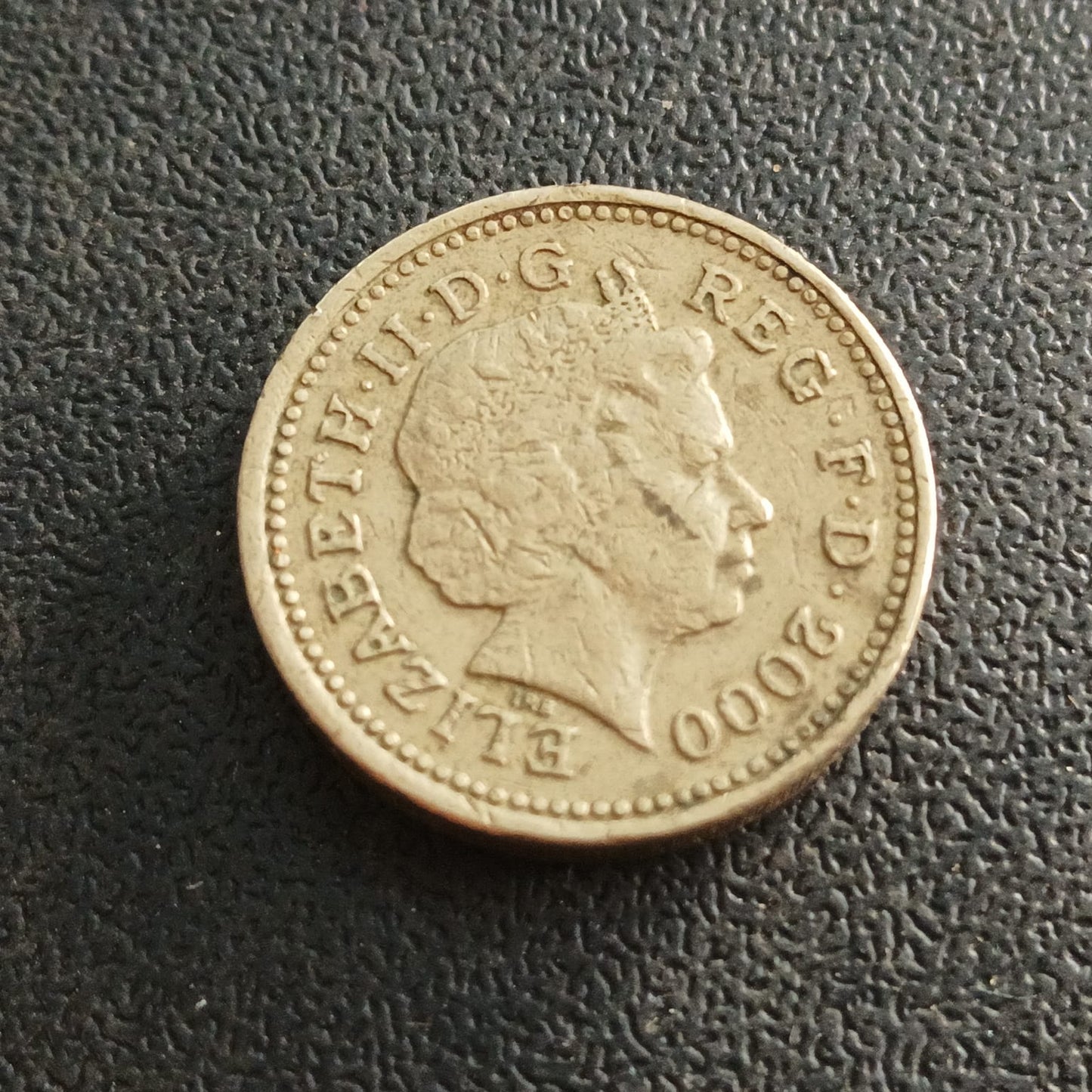 1 Pound 2000 - United Kingdom