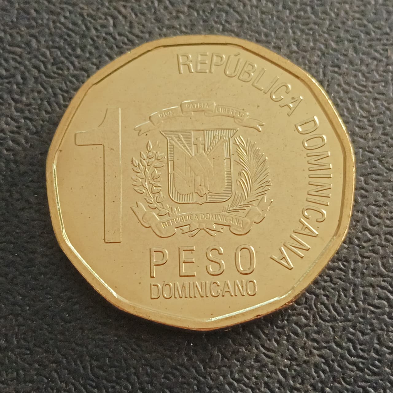 1 Peso 2022 UNC - Dominican Republic
