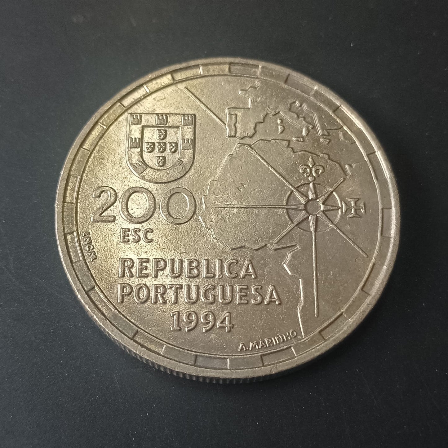 200 Escudos 1994 (Partilha do Mundo) - Portugal (Ref: 280703)