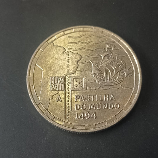 200 Escudos 1994 (Partilha do Mundo) - Portugal (Ref: 280703)
