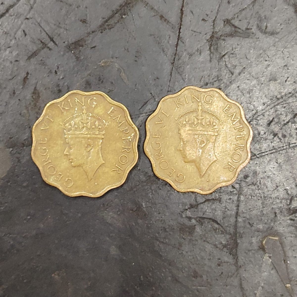 Set of 2 1 Anna Coins 1943/44 George VI