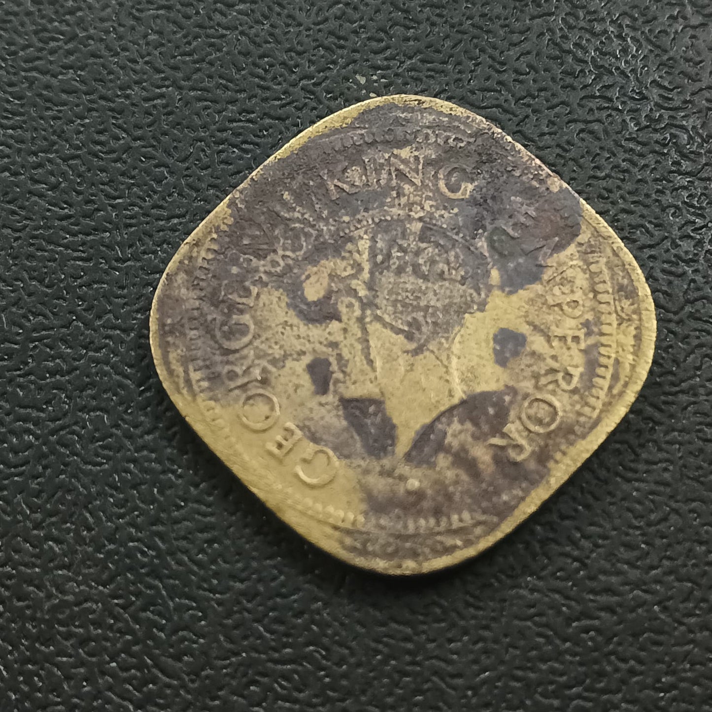 2 Anna 1945 Bombay scarce - (Ref : AUC0711)