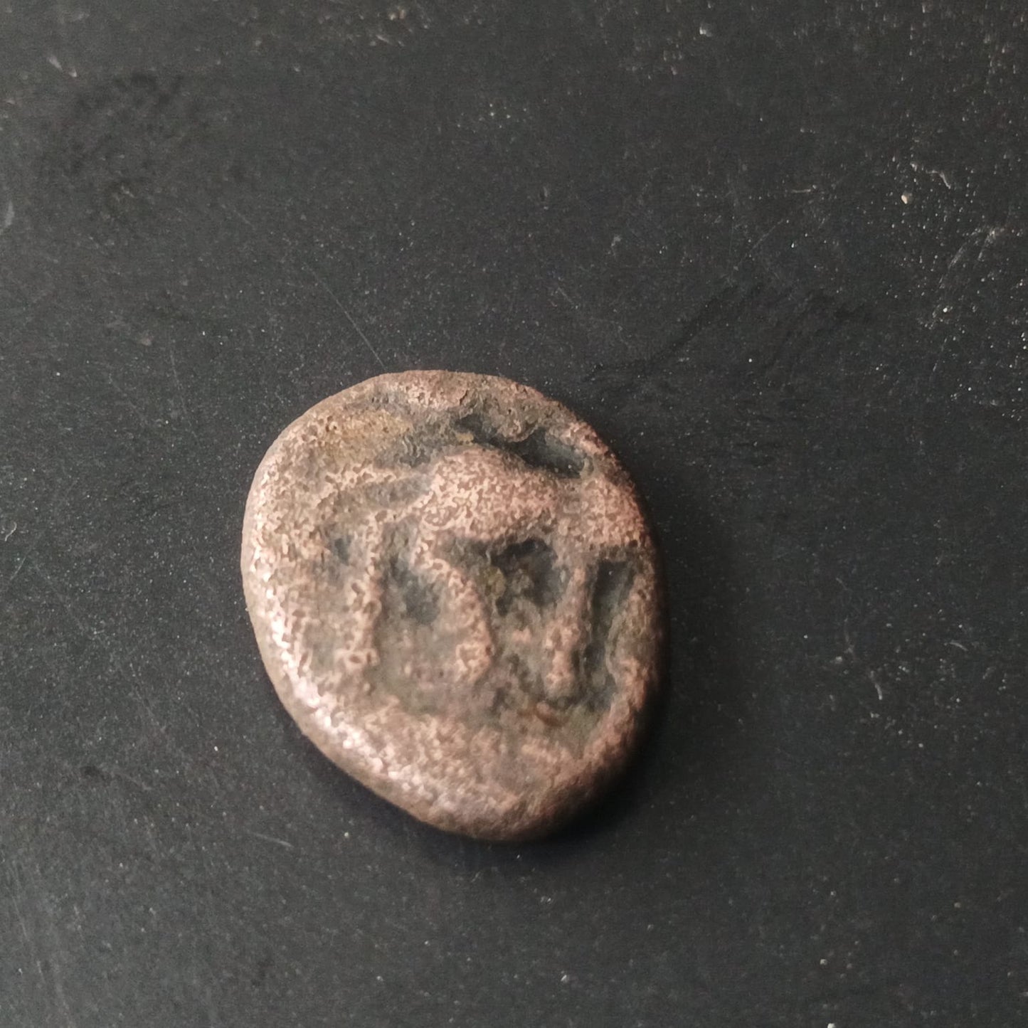 1 Kasu - Krishnadevaraya 1509AD-1529AD (Bull Facing Right) - 	Empire of Vijayanagara (Indian Hindu Dynasties) - (Ref : AUC1426)