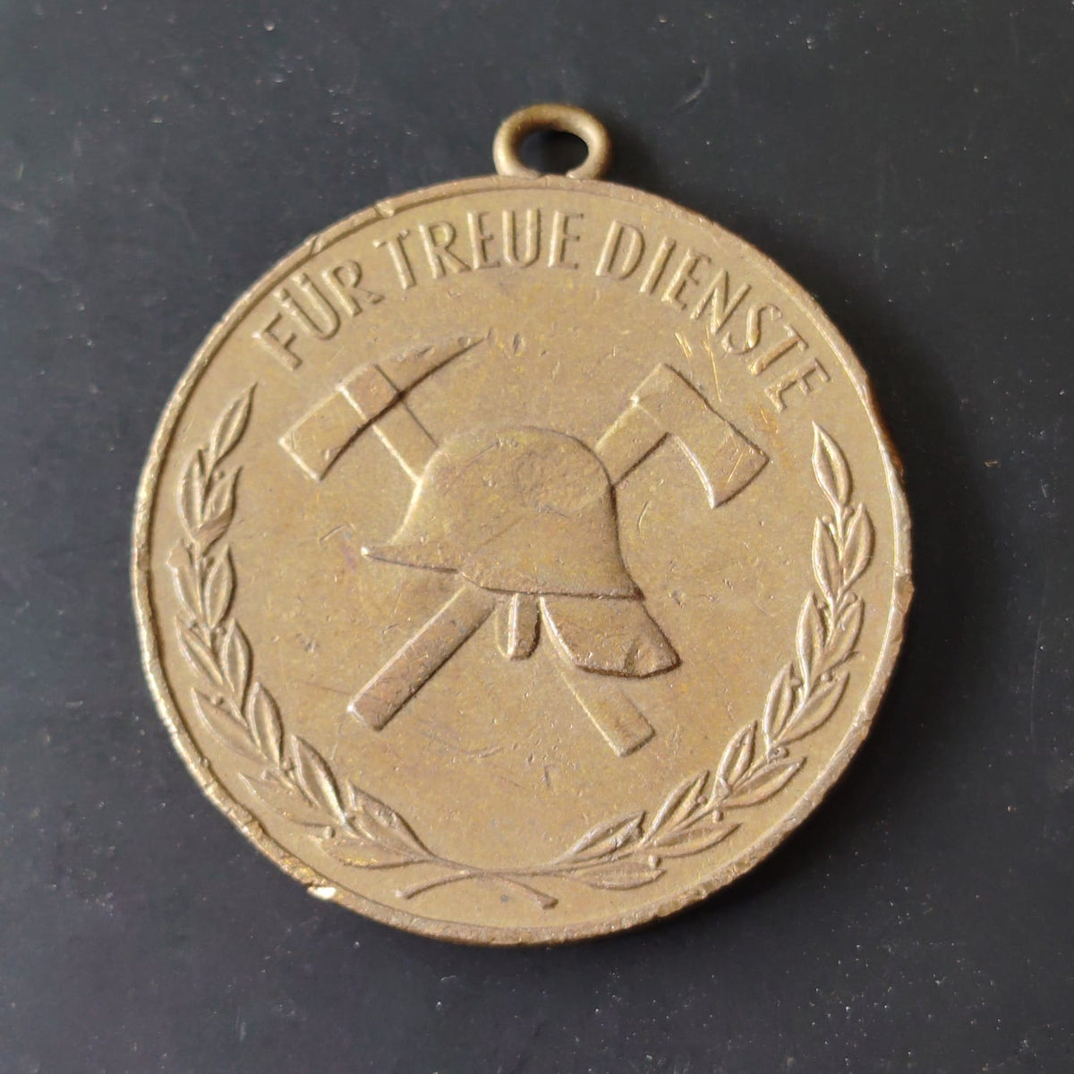 Firefighter Medal (Long Service) - Germany (Ref : AUC1984)