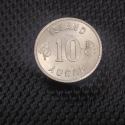10 Aurur  - Iceland