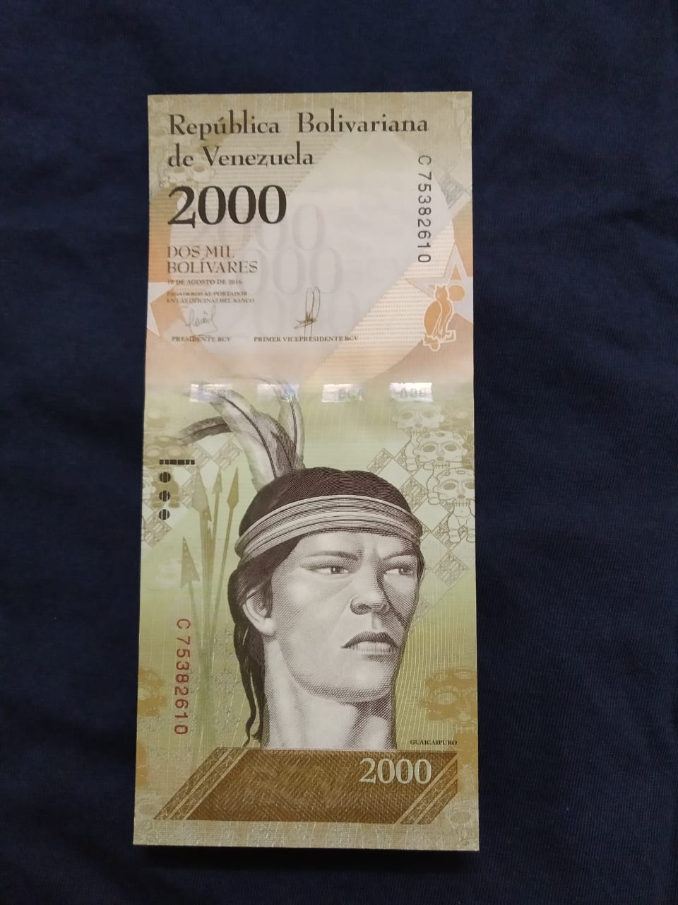 2000 Bolivares UNC - Venezuela