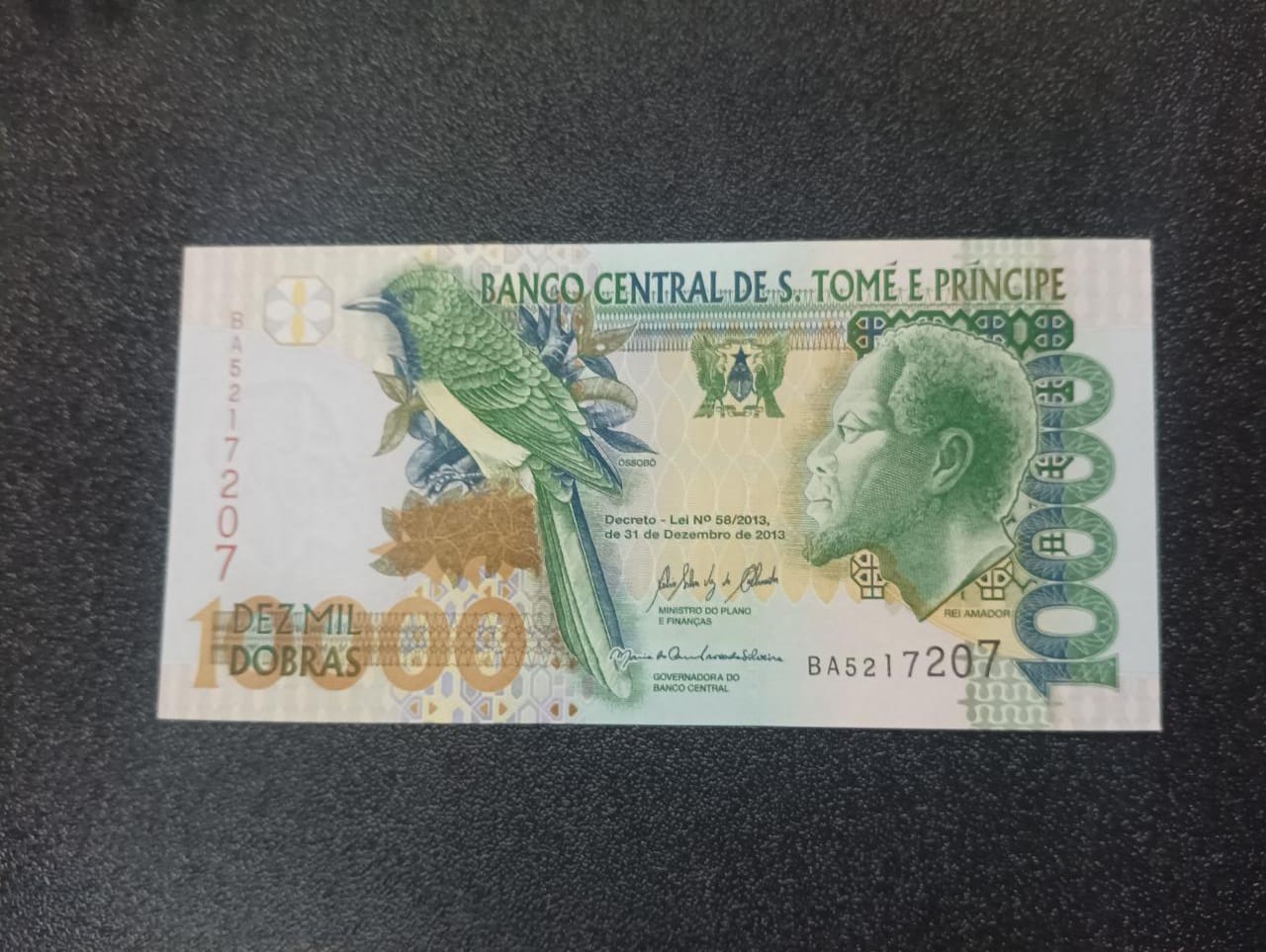 10 000 Dobras 2013 UNC - Sao Tome & Principe