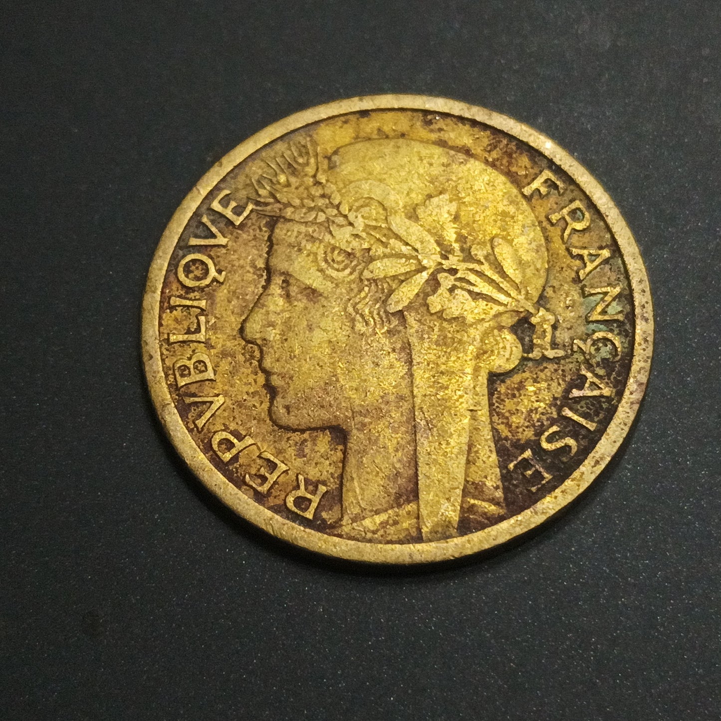 1 Franc 1944 (Scarce) - French West Africa ( Ref : AUC1402)