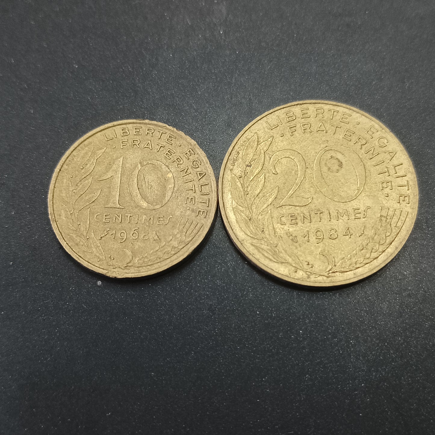 Set of 2 Coins - 10/20 Centime France (Random Years)