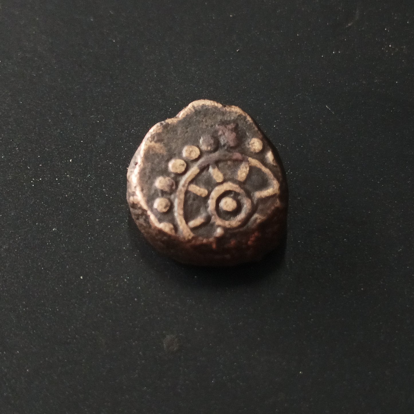 ½ Kakini - Deva Naga(250AD-300AD) Rare -	Naga dynasty of Narwar (Ref : AUC1566)