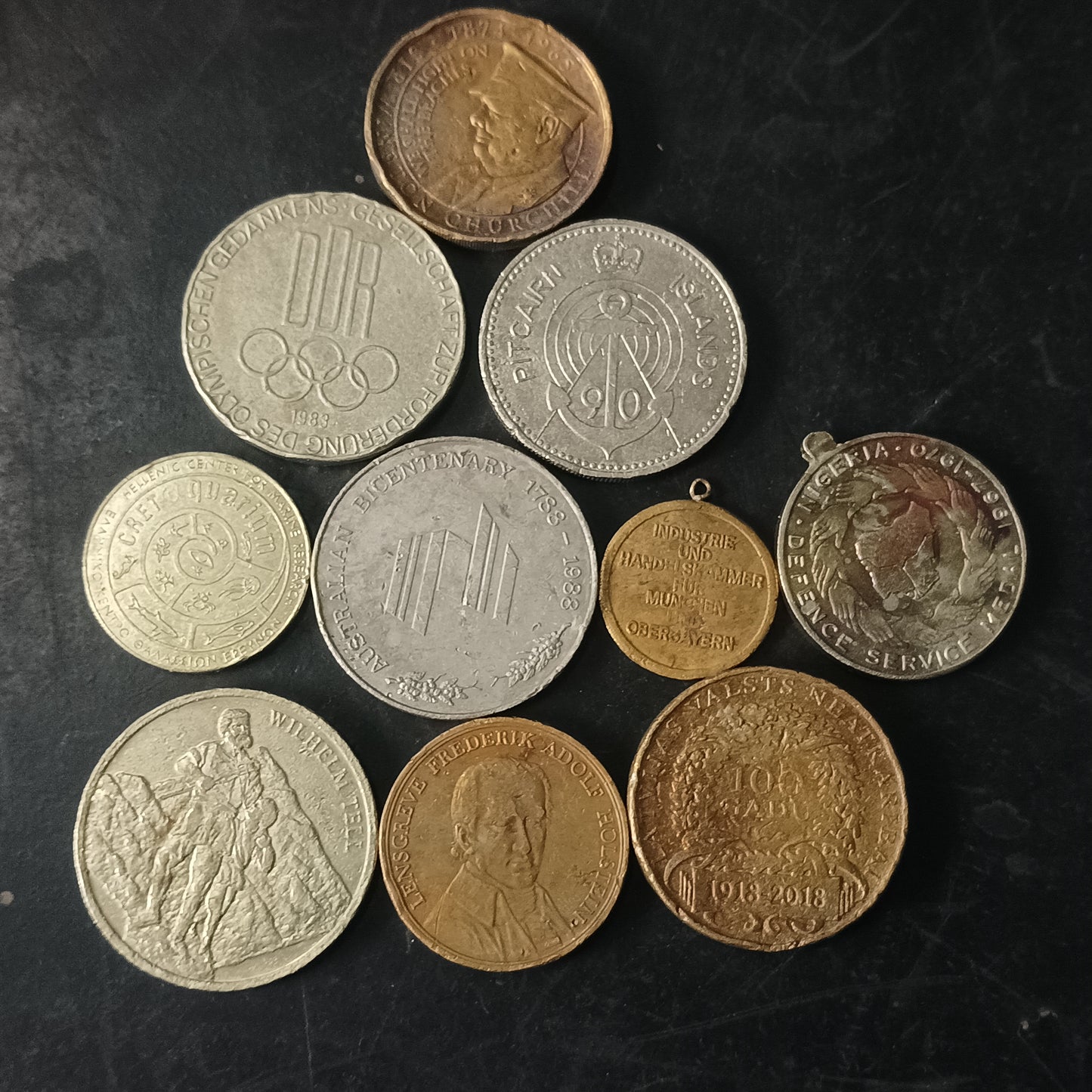 Lot of 10 Mix Medals/Tokens  - (Ref: AUC1767)