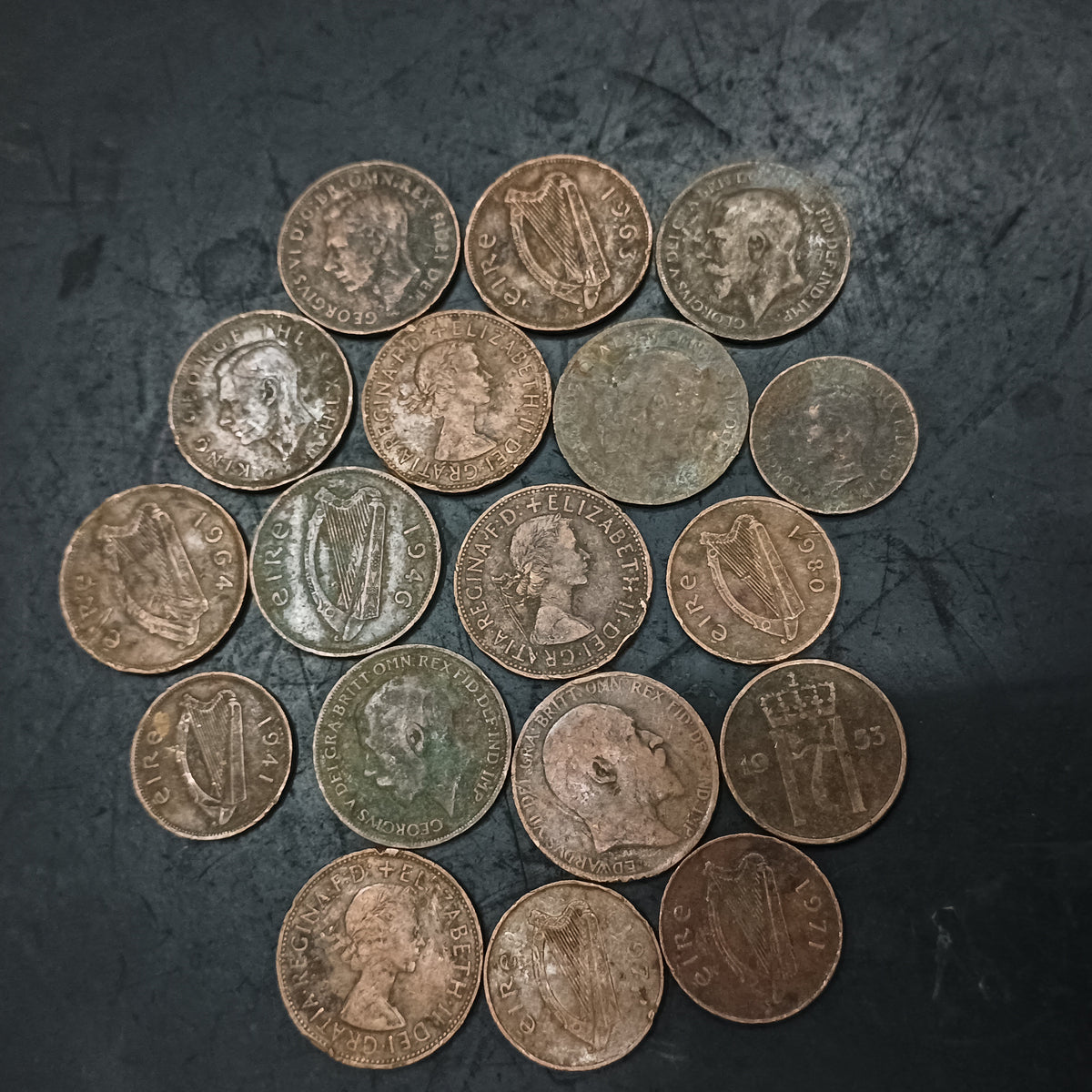 Lot of 18 Coins - Mix Old Copper/Bronze Coins - (Ref: AUC1766)