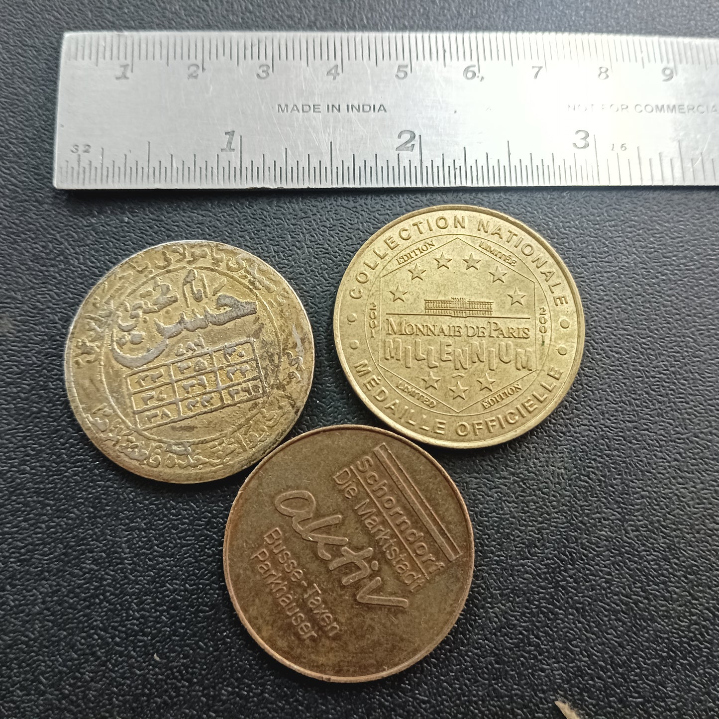 Lot of 3 Big Size Tokens - (Ref : AUC0724)