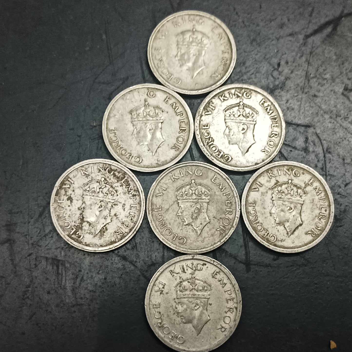 Lot of 7 Coins - 1 Rupee 1947 - Tiger One Rupee (Ref : AUC1359)
