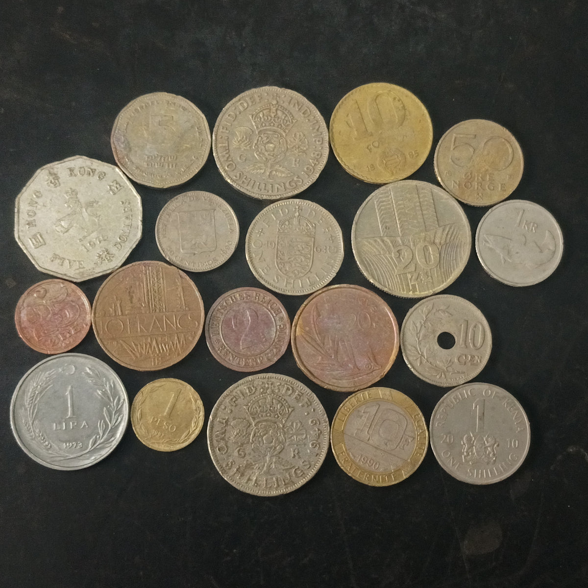 Lot of 19 Coins - Mix World Scarce Coins - (Ref: AUC1924)